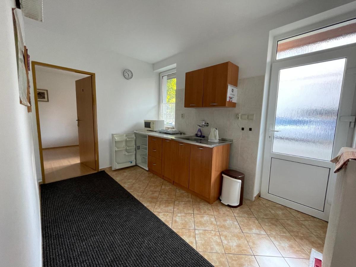 Appartement Privat Hotos à Liptovský Mikuláš Extérieur photo